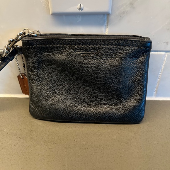 Coach Wristlet F51763 - Picture 3 of 8